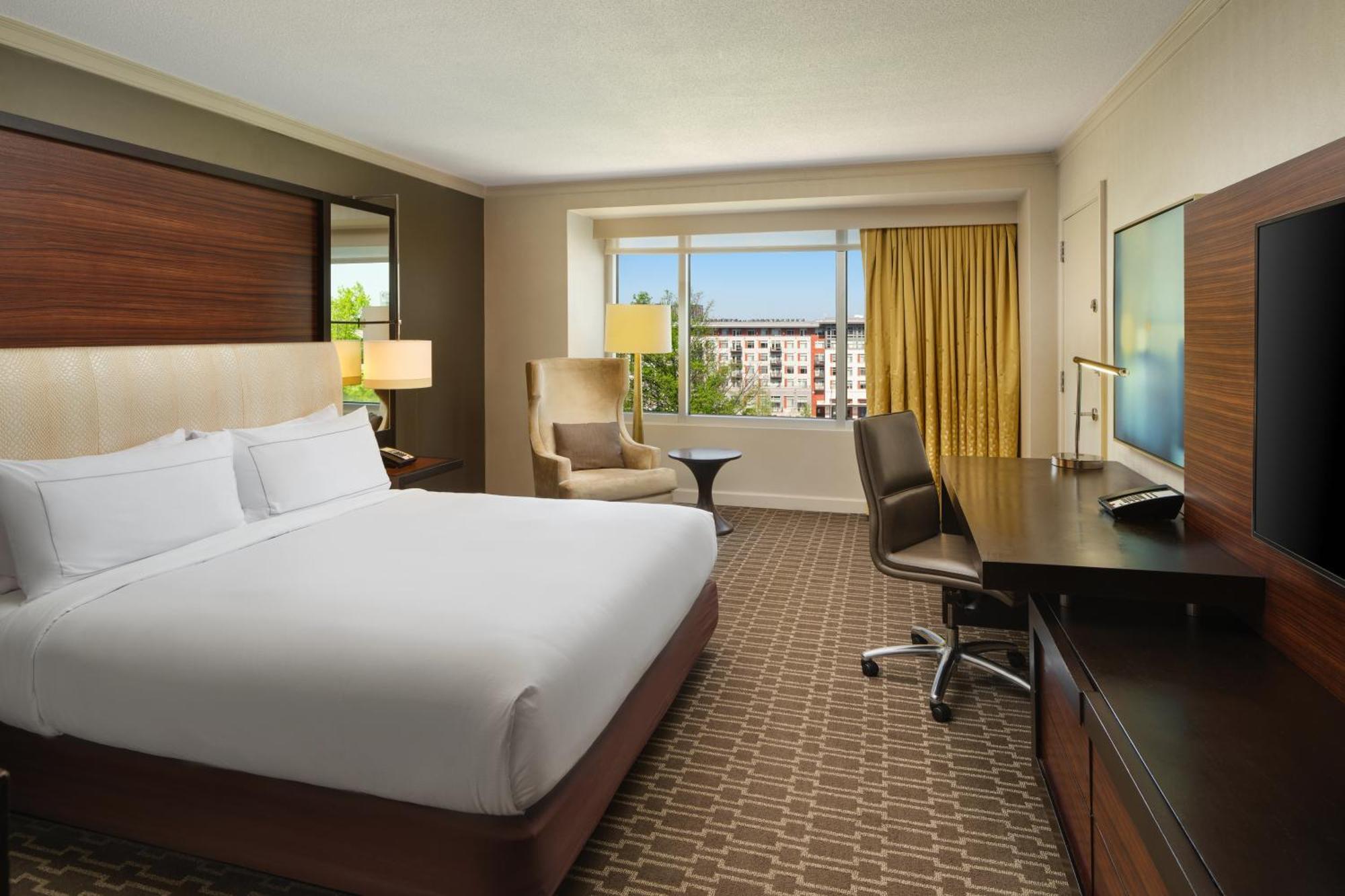 Hilton Mclean Tysons Corner Hotel Exterior foto